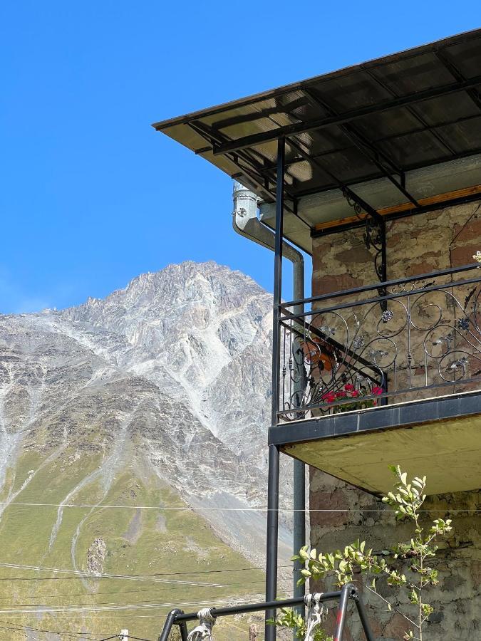 Ia'S Guest House Kasbegi Buitenkant foto